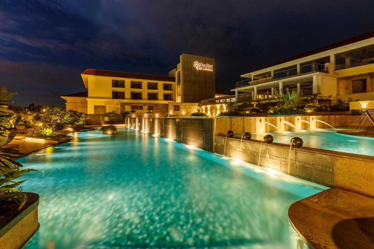 Nambiar Club Bellezea Hotel Kammasandra Luaran gambar