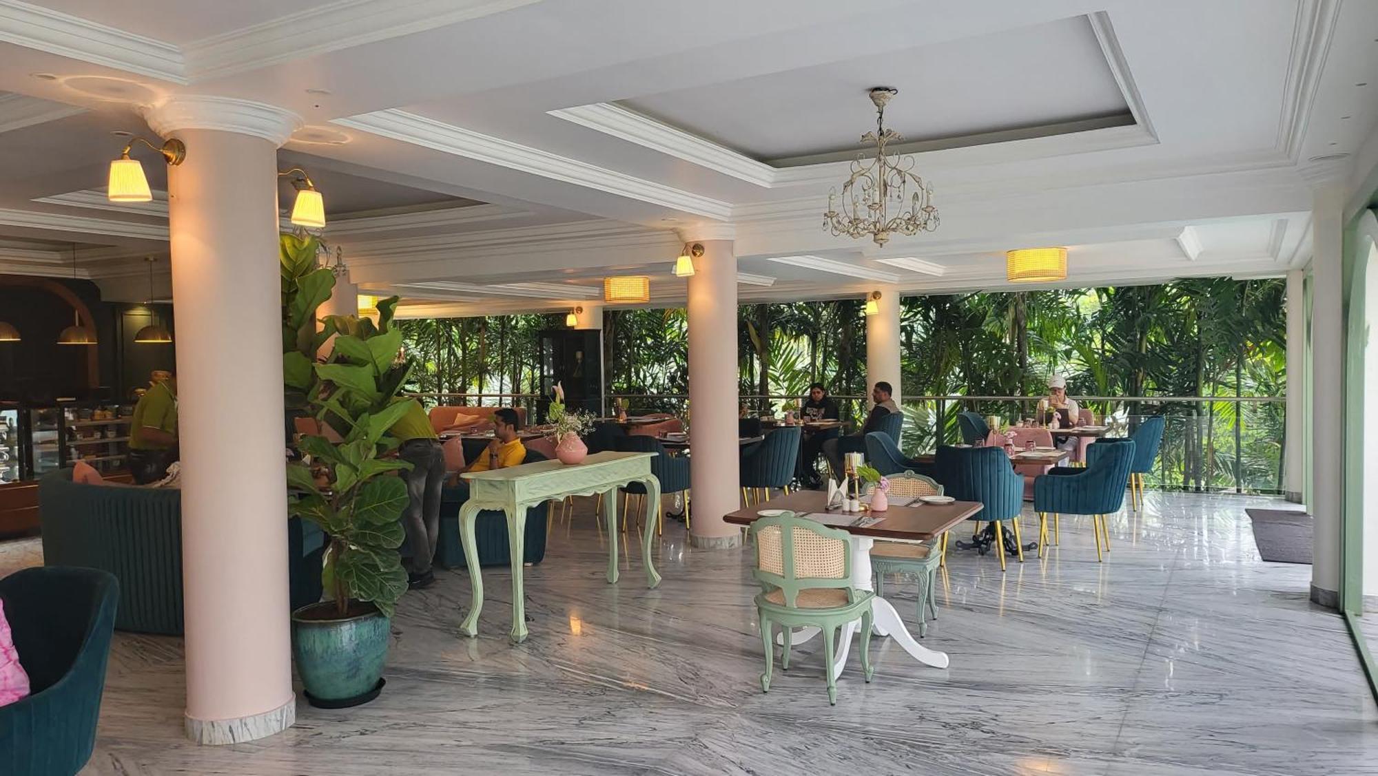 Nambiar Club Bellezea Hotel Kammasandra Luaran gambar