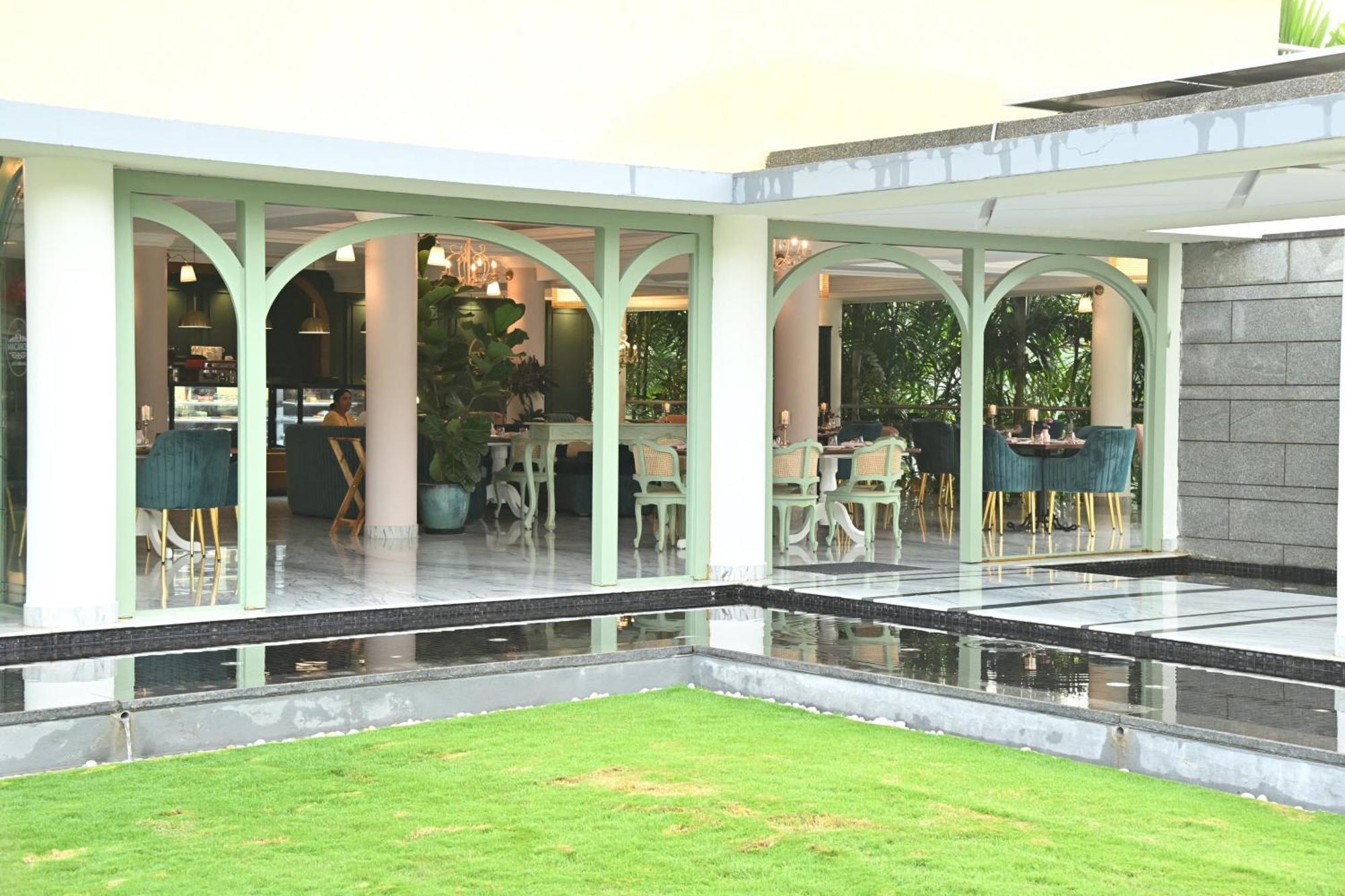 Nambiar Club Bellezea Hotel Kammasandra Luaran gambar