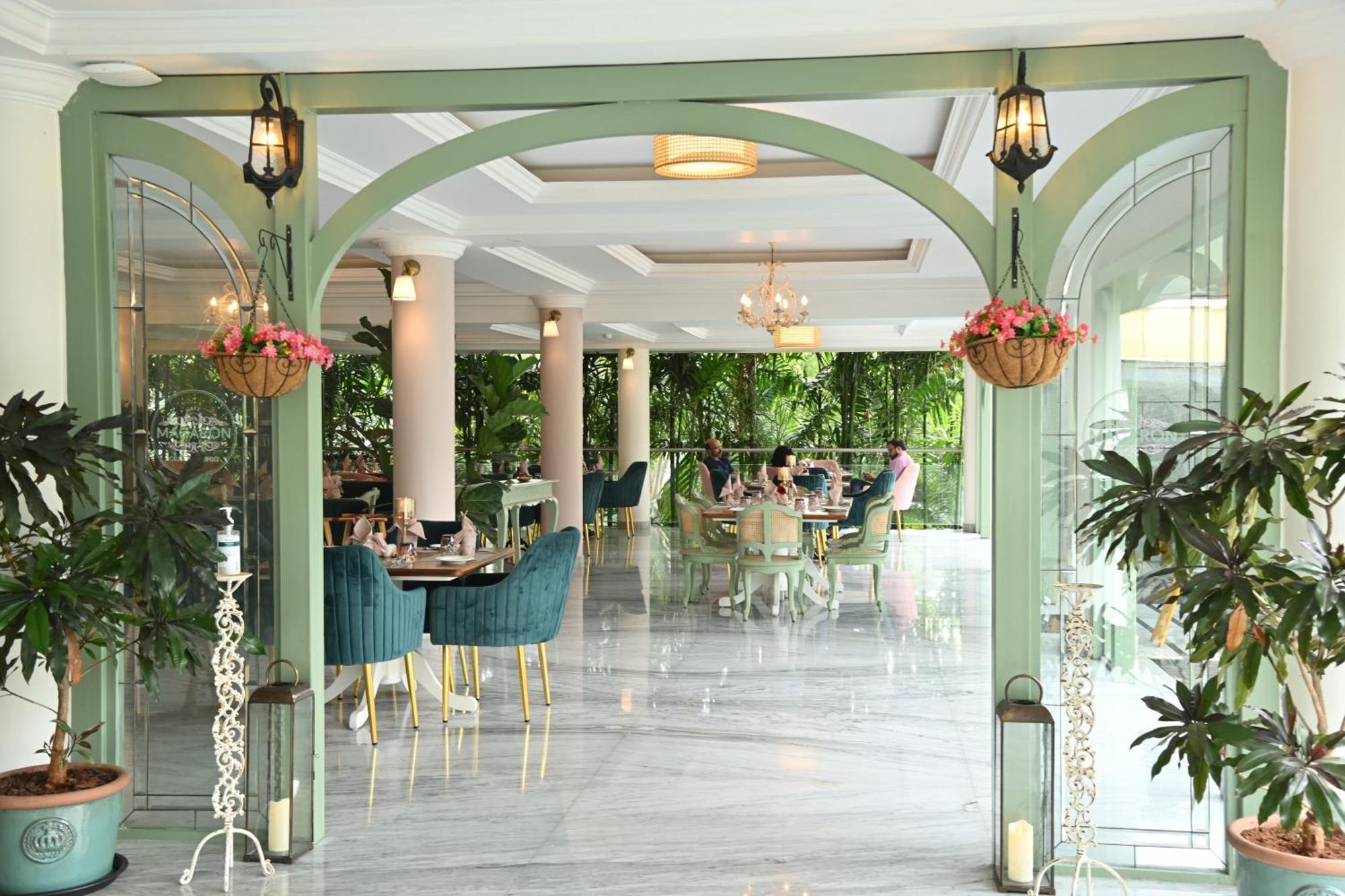 Nambiar Club Bellezea Hotel Kammasandra Luaran gambar